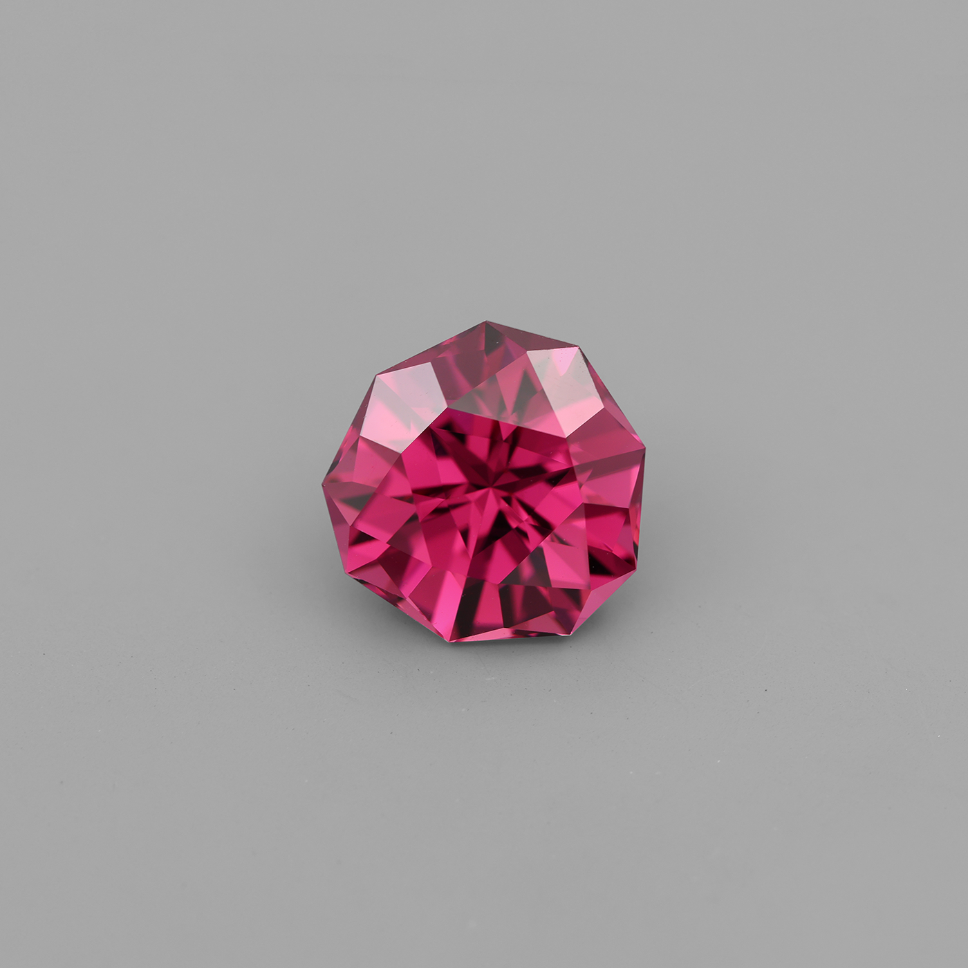 Garnet 5.88 ct