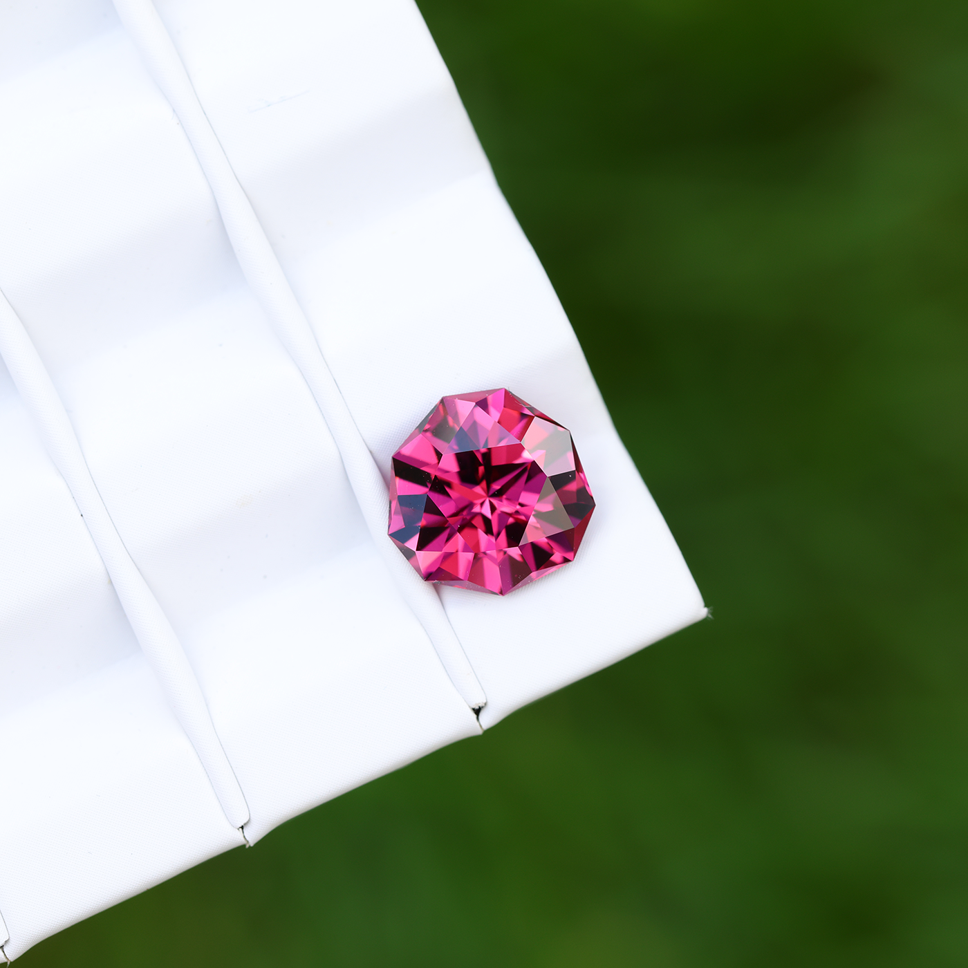 Garnet 5.88 ct
