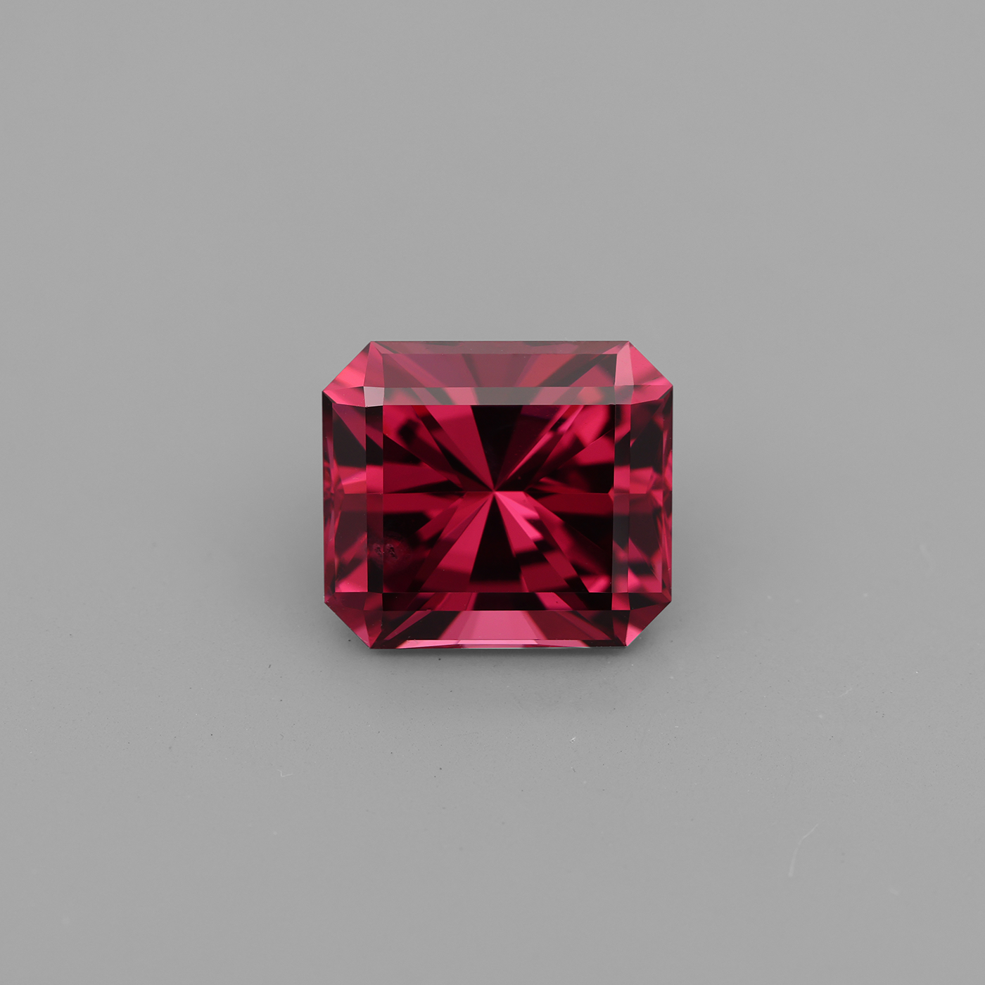 Rhodolite 6.15 ct