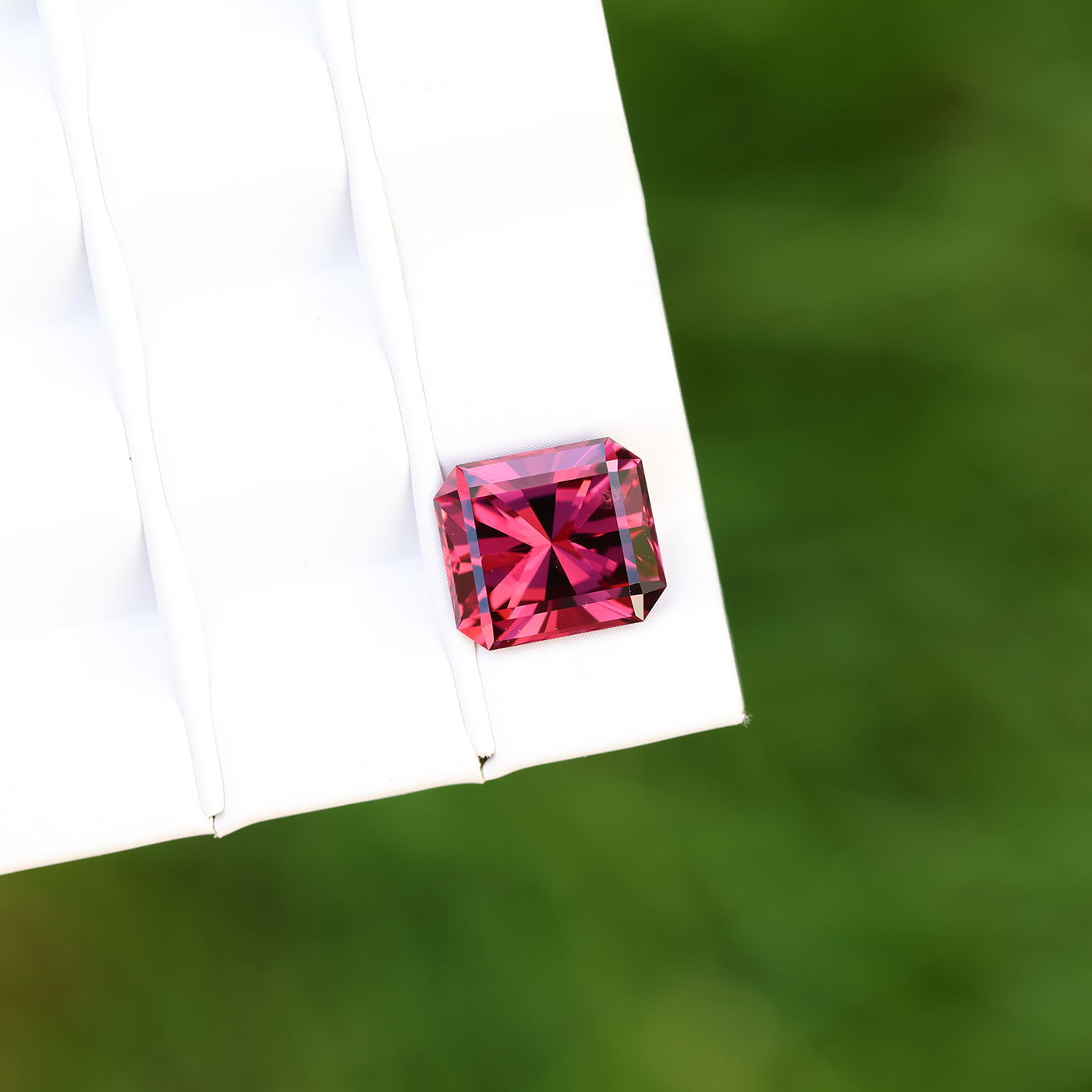 Rhodolite 6.15 ct
