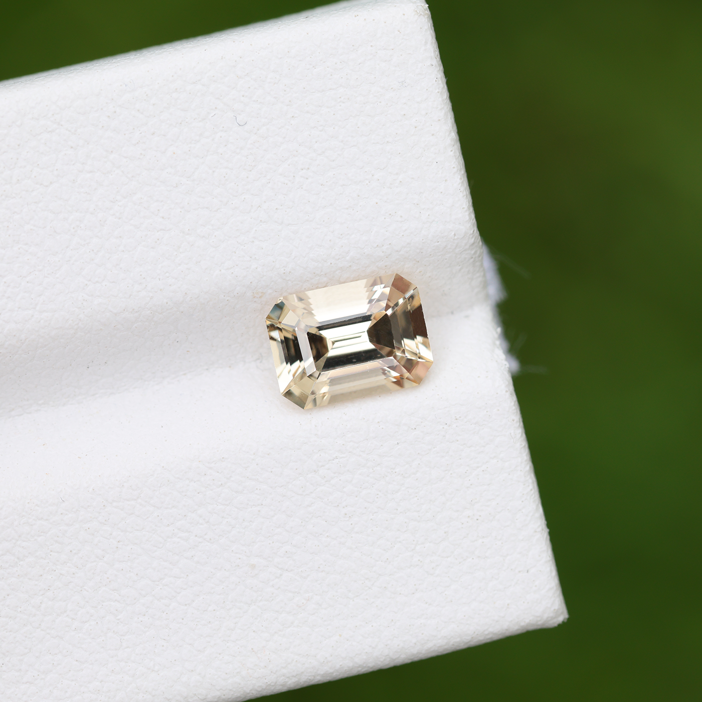Sapphire 1.69 ct