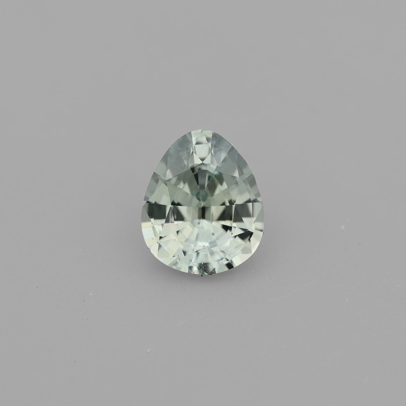 Sapphire 2.01 ct