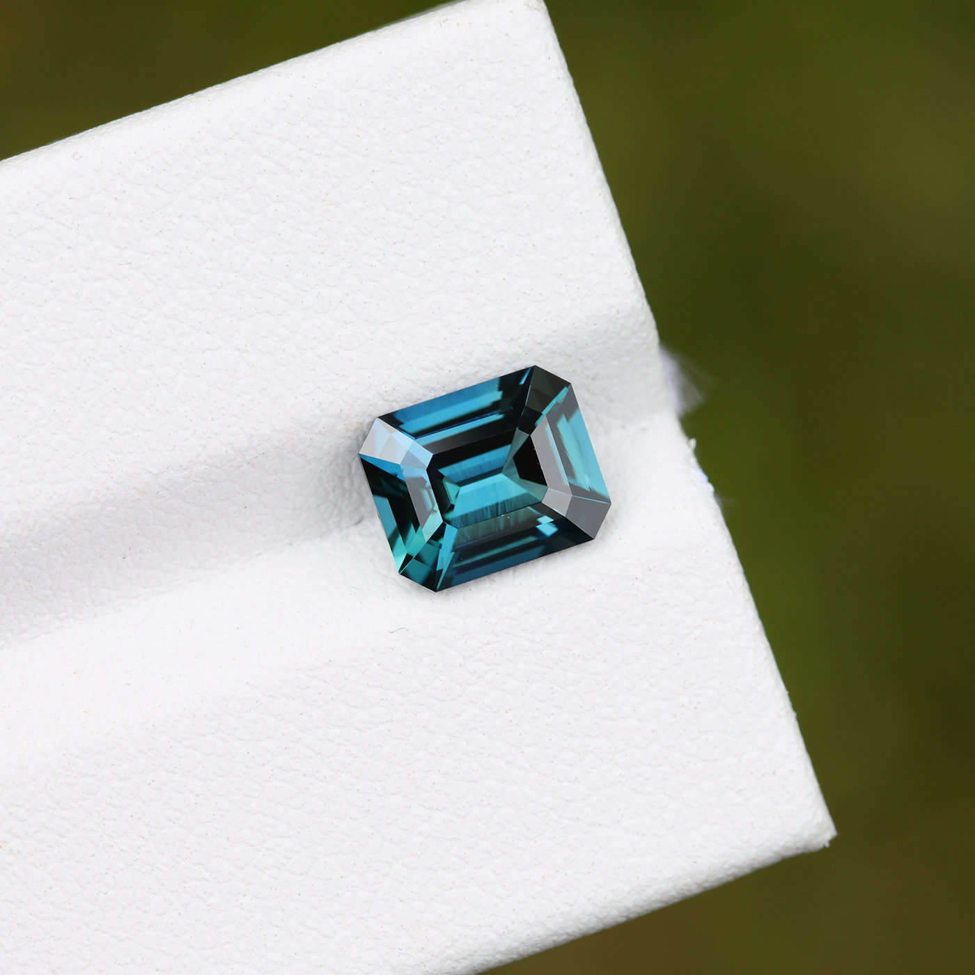 Sapphire 2.20 ct