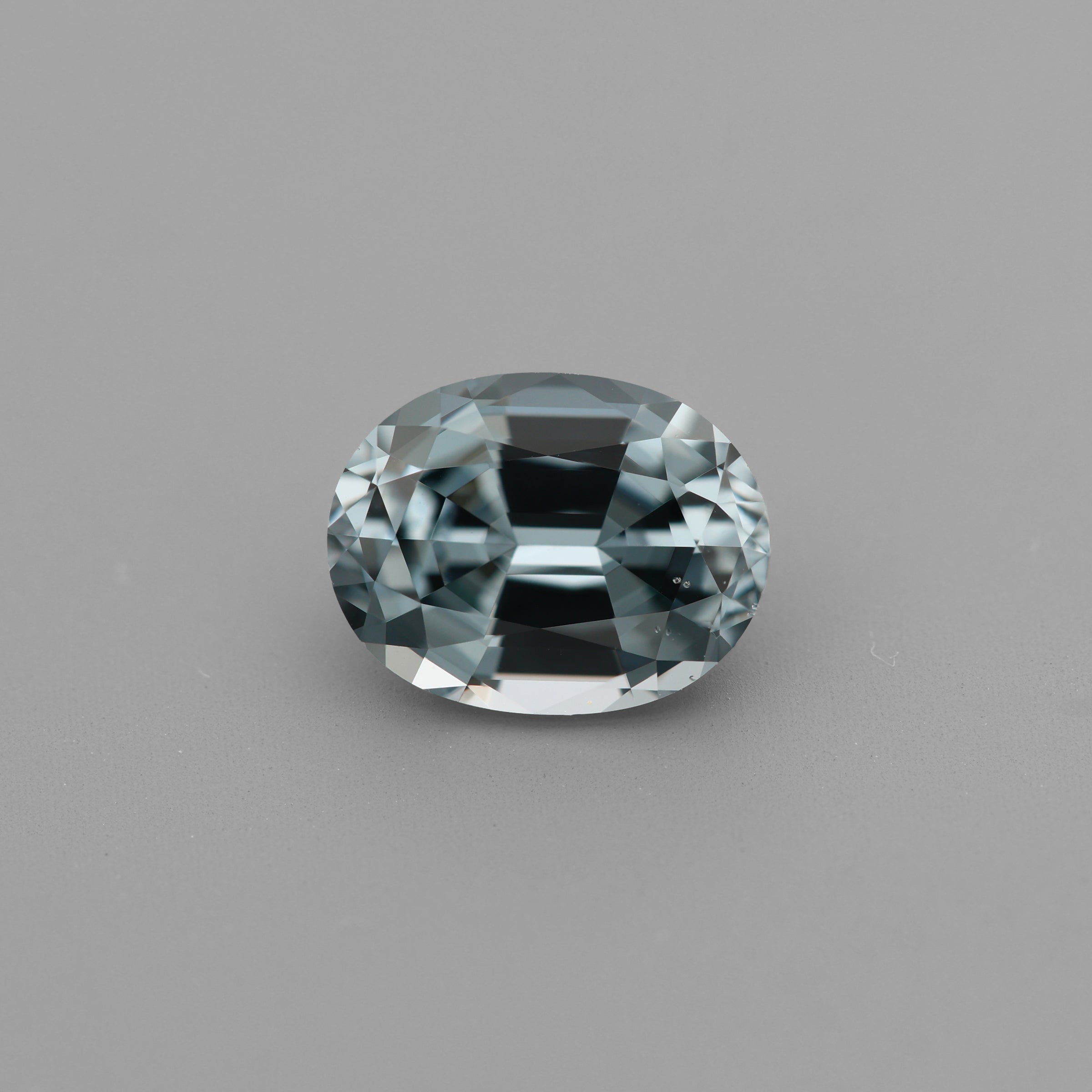 Spinel 1.68 ct