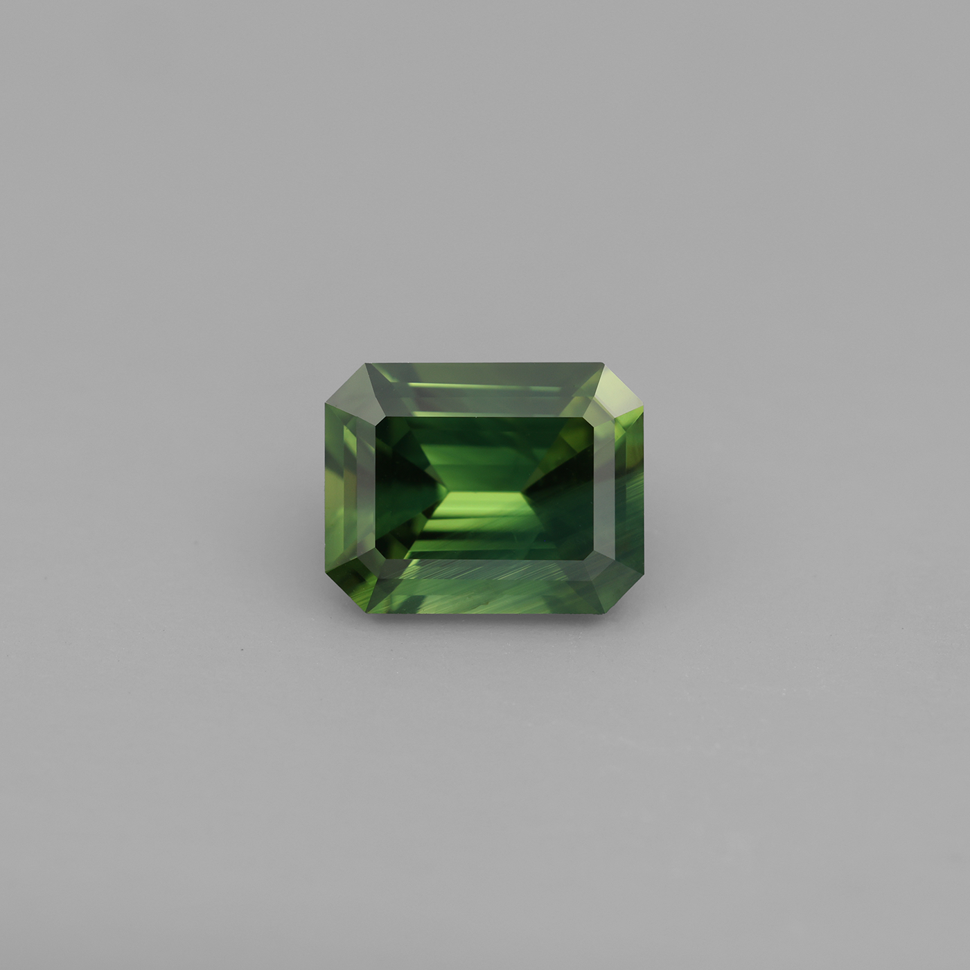 Sapphire  1.06 ct