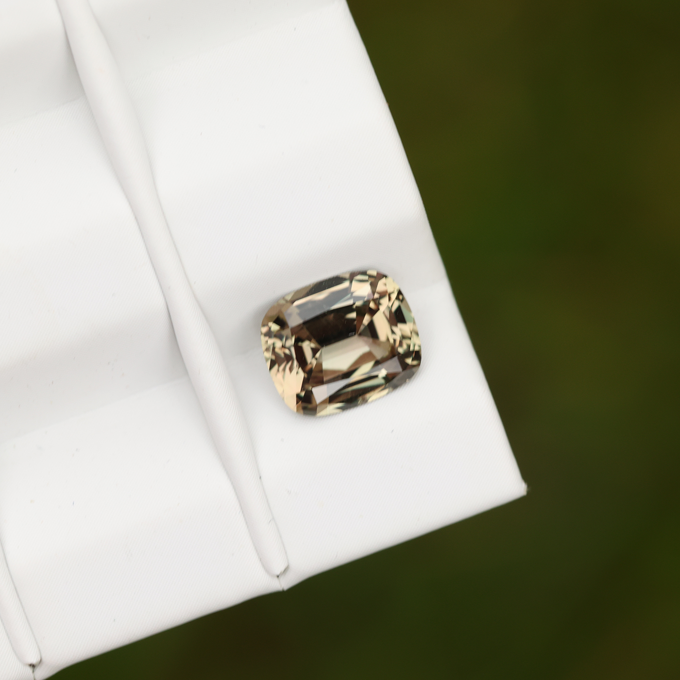 Sapphire 1.98 ct