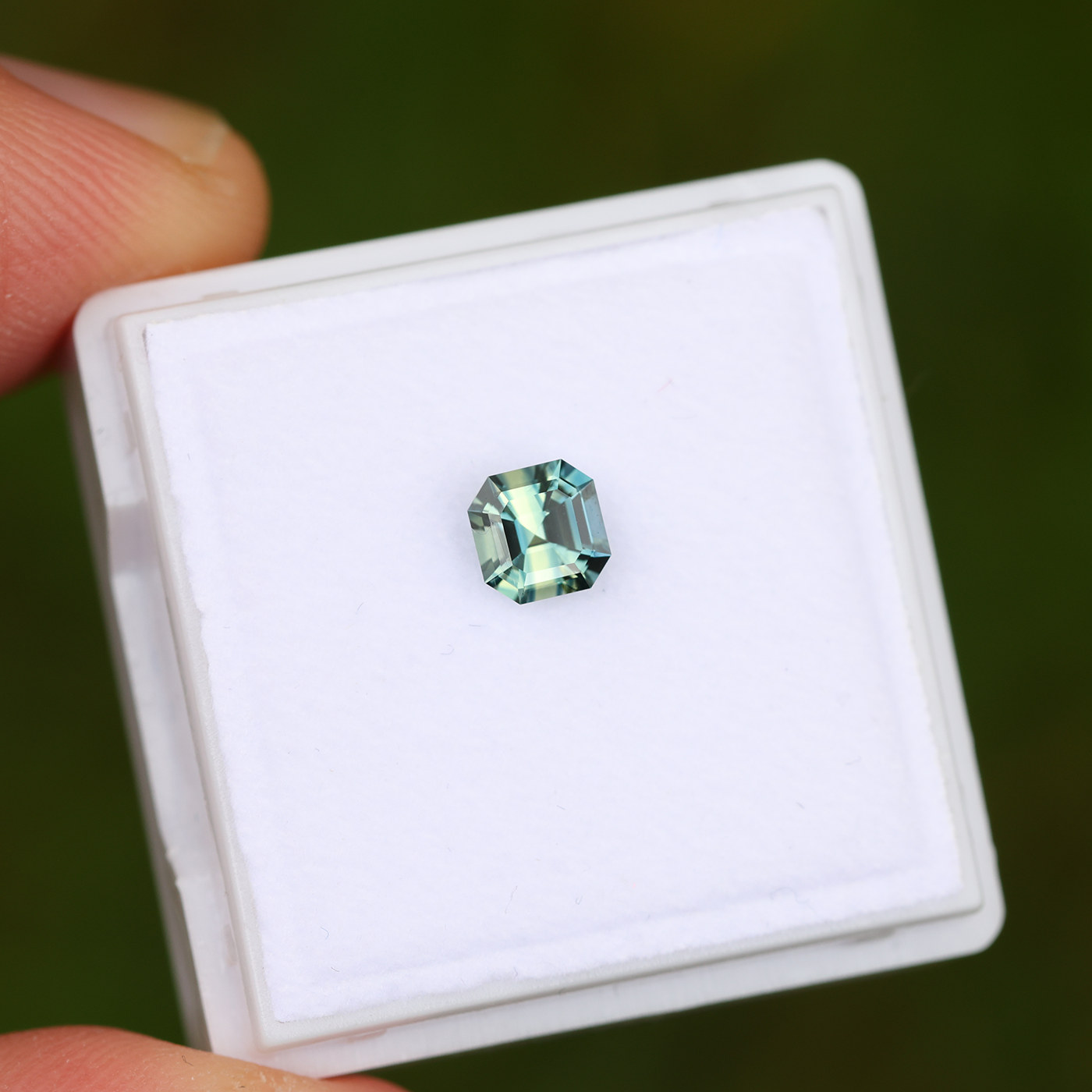 Sapphire 0.49 ct
