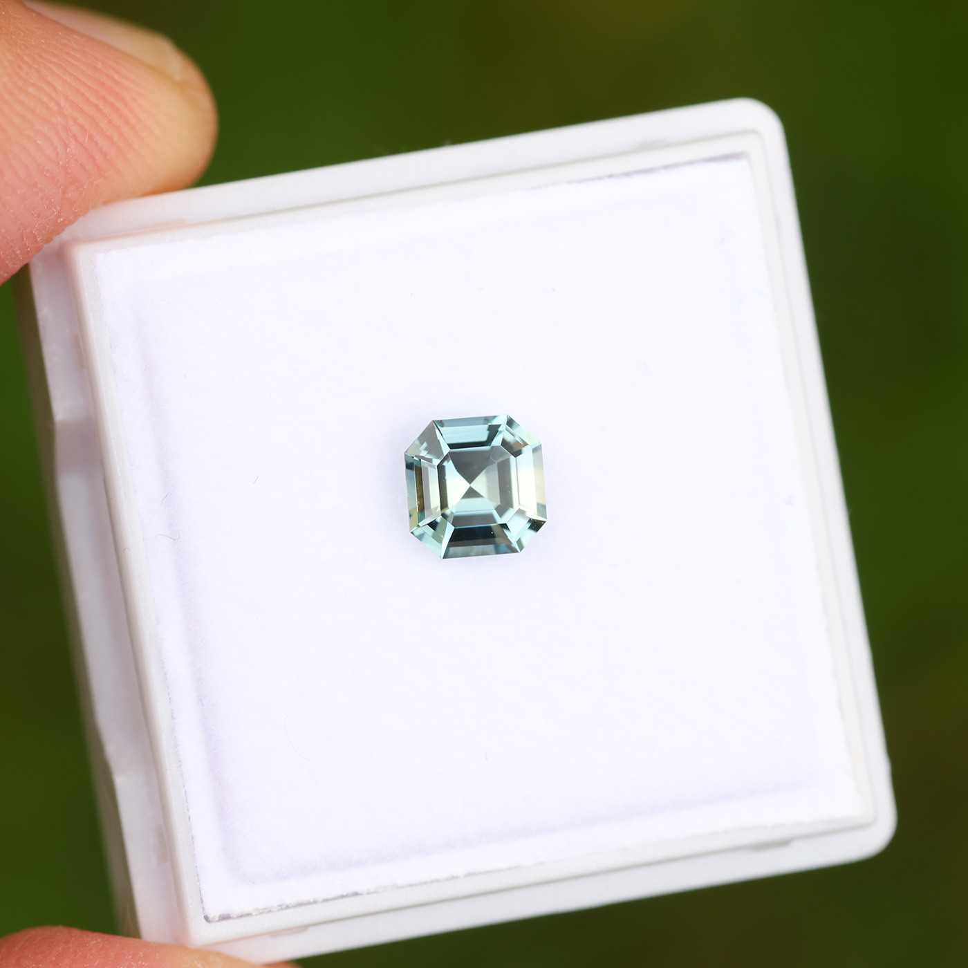 Sapphire 0.59 ct