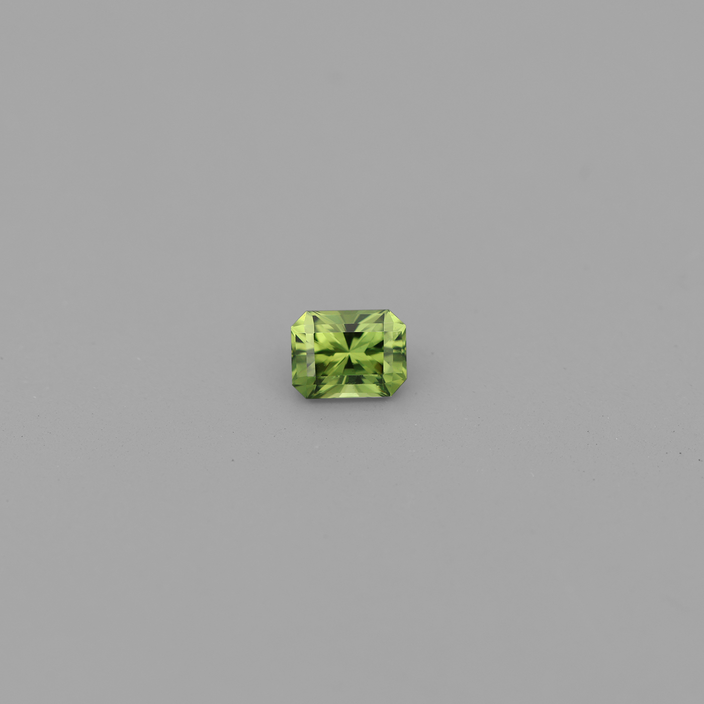 Sapphire 0.18 ct