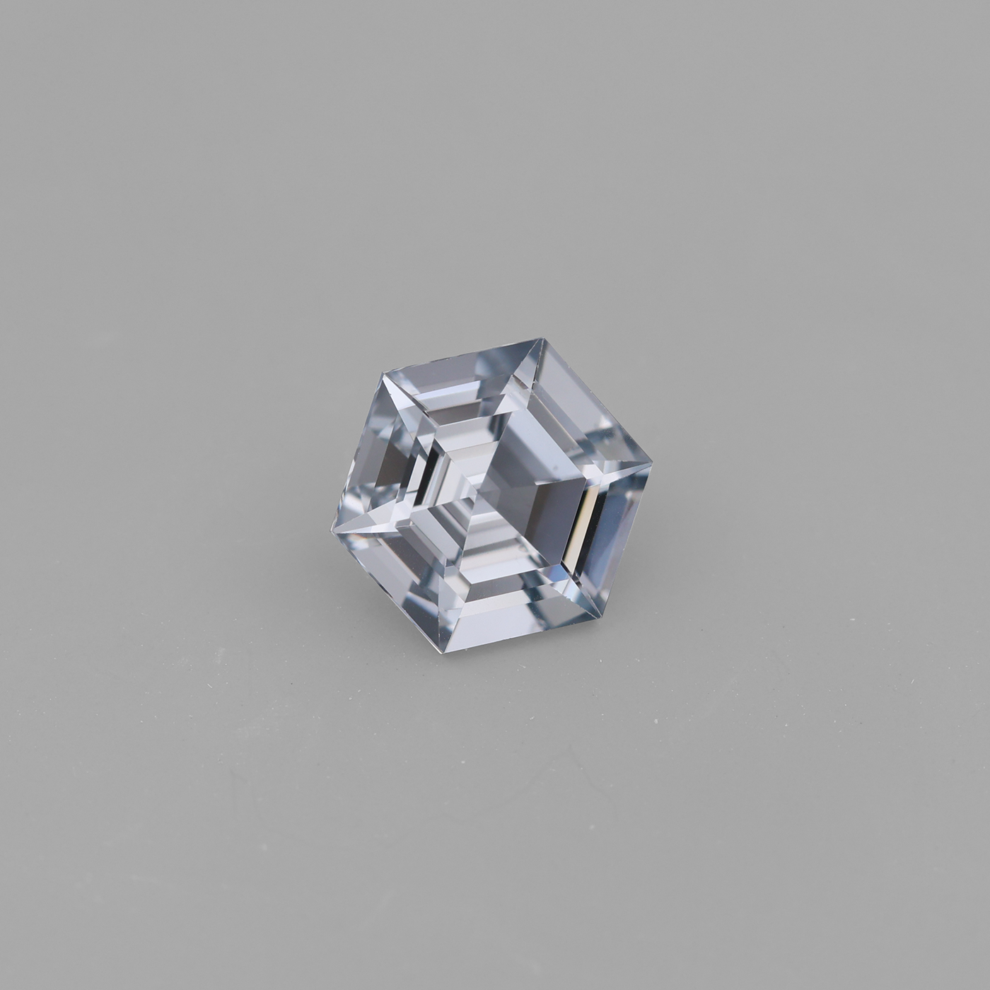 Spinel 0.74 ct