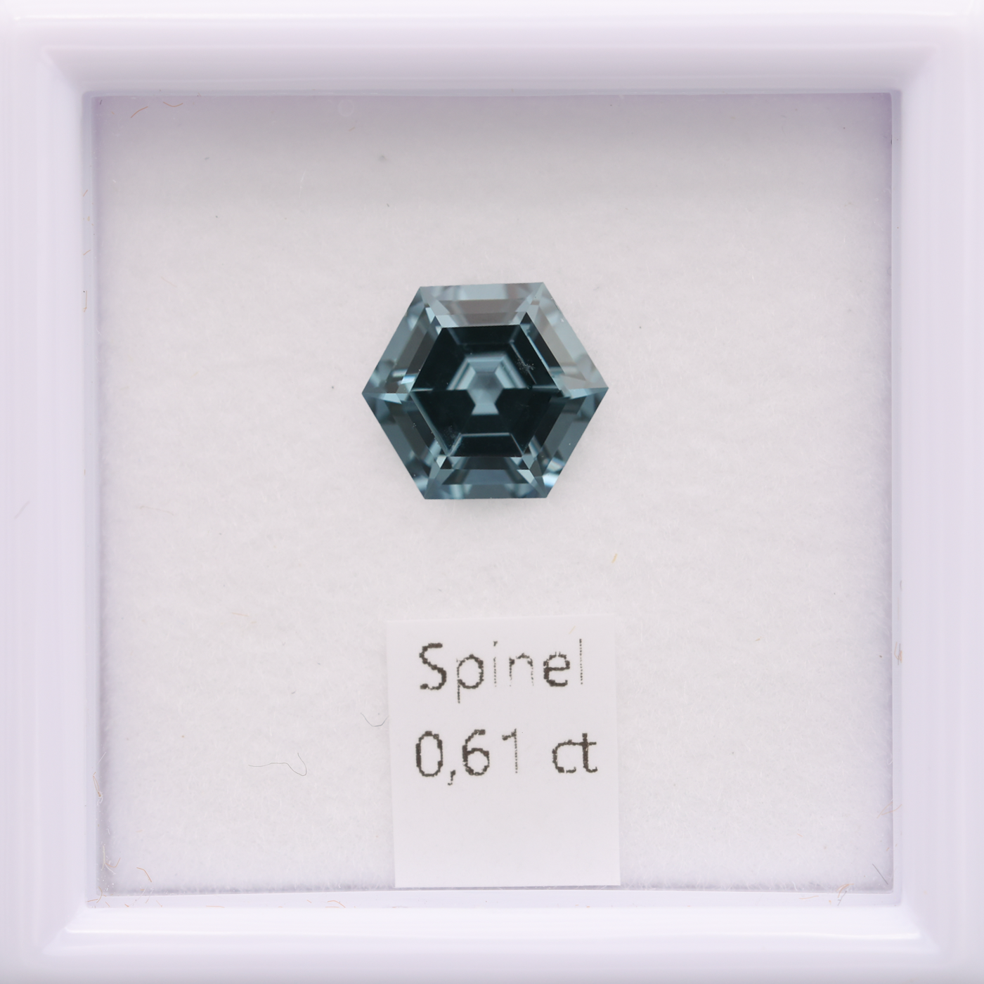 Spinel 0.61 ct