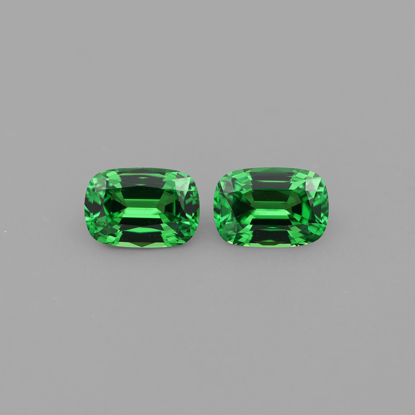 Tsavorit 0.38 ct