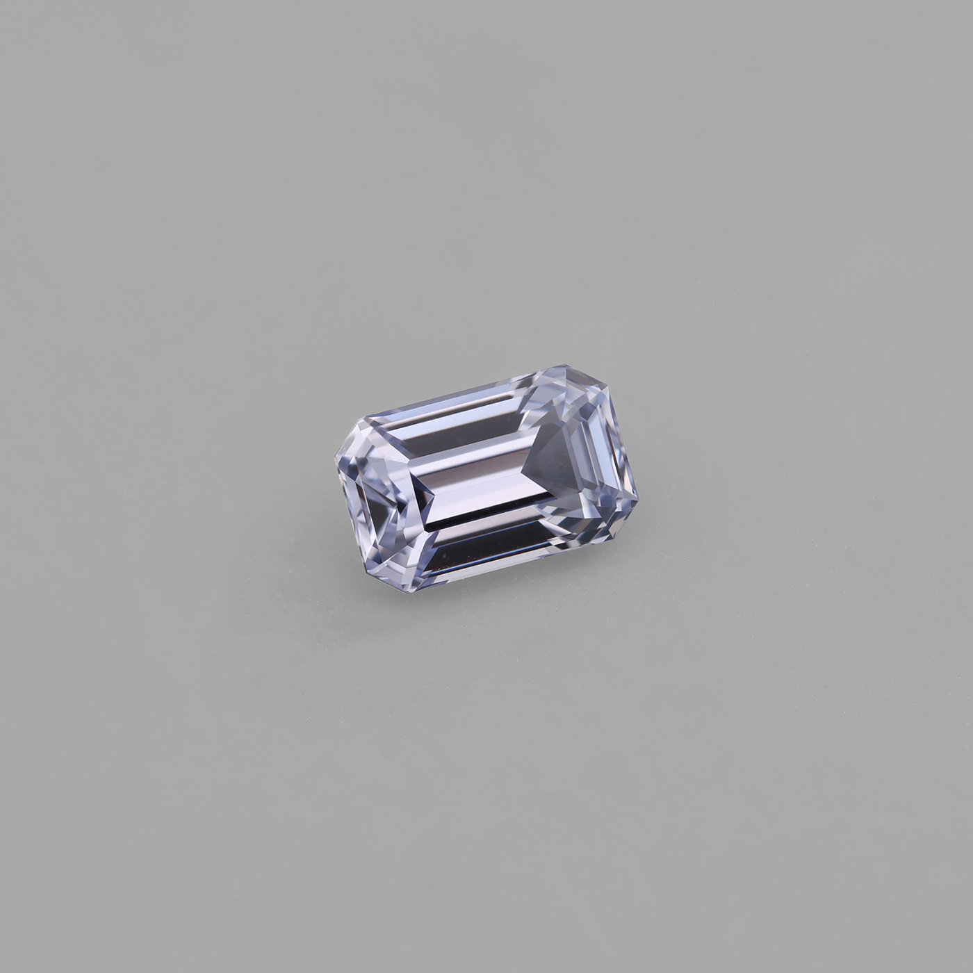 Sapphire  0.73 ct