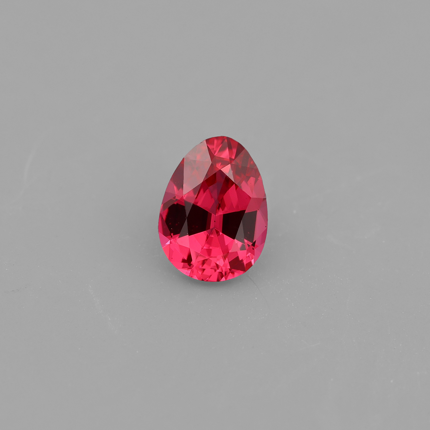 Spinel 0.42 ct