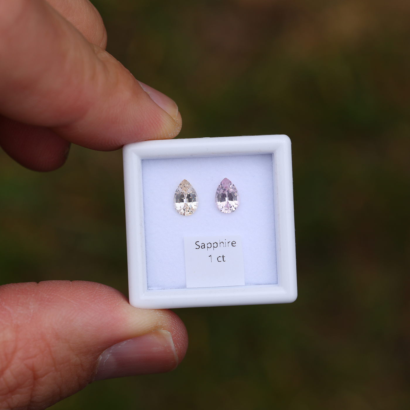 Sapphire Set 1.00 ct