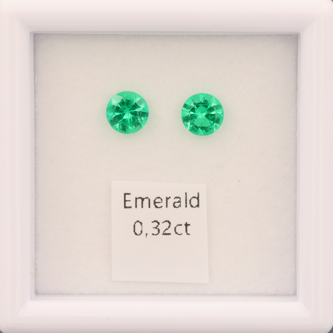Emerald Pair 0.32 ct