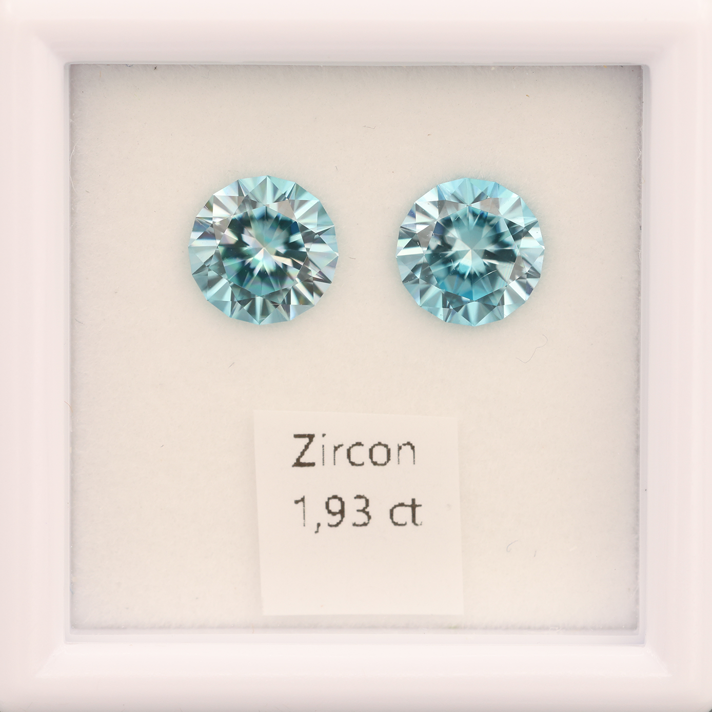 Zircon Pair 1.93 ct