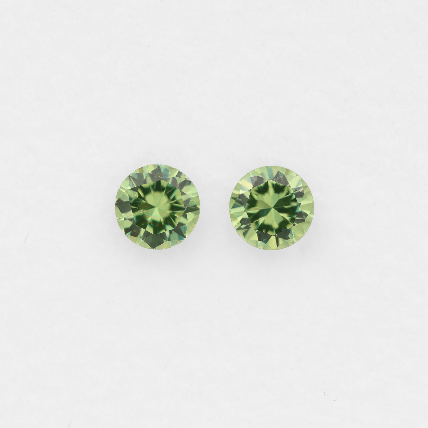 Demantoid Paar 3.50 mm